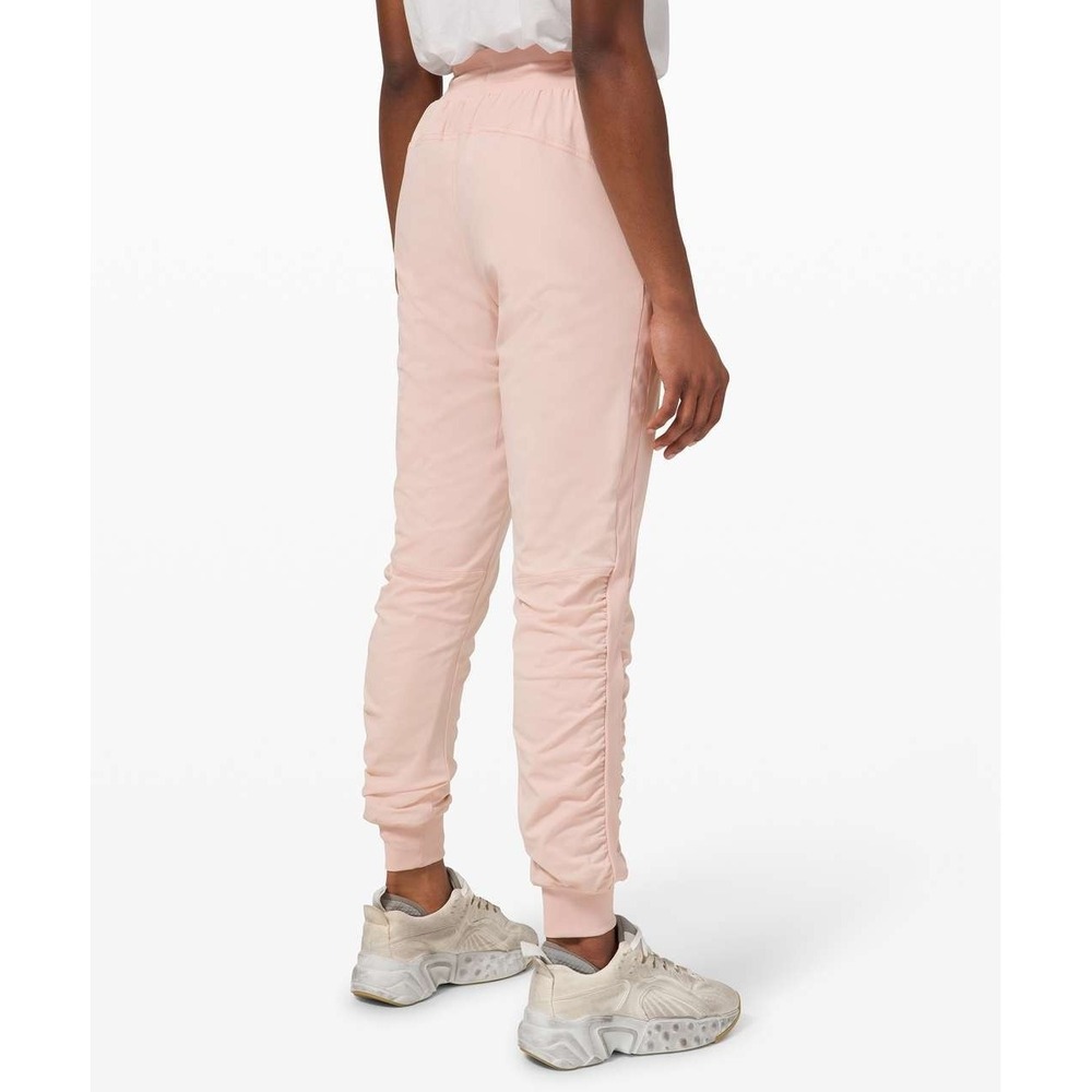 111 Lululemon Beyond the Studio Jogger *Lined